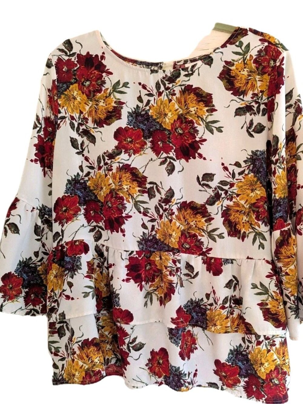 Time & Tru Blouse Top Women Size XL Red Gold Floral Ruffle Layer 3/4 Bell Sleeve